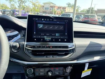 2026 Jeep Compass — photo 19 view