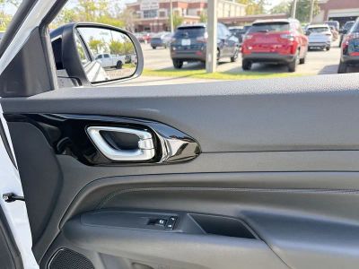 2026 Jeep Compass — photo 25 view