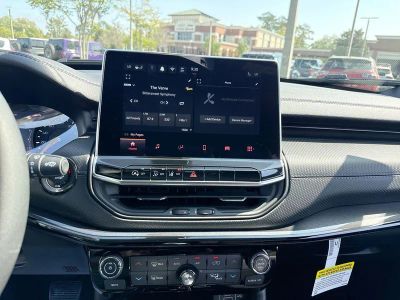 2026 Jeep Compass — photo 20 view