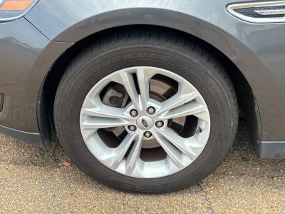 2015 Ford Taurus - Photo 27