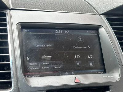 2015 Ford Taurus - Photo 13