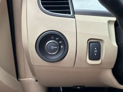 2015 Ford Taurus - Photo 26