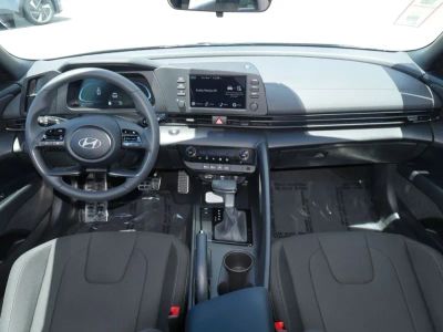 2026 Hyundai Elantra - Photo 35