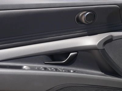 2026 Hyundai Elantra - Photo 27