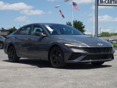 2026 Hyundai Elantra - Photo 2