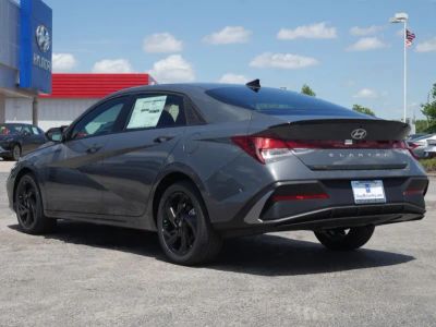 2026 Hyundai Elantra - Photo 14