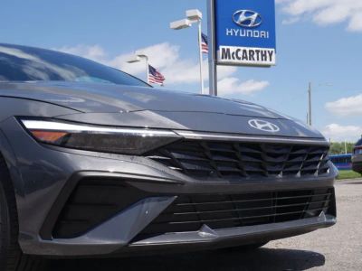 2026 Hyundai Elantra - Photo 3
