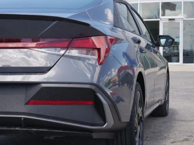 2026 Hyundai Elantra - Photo 18