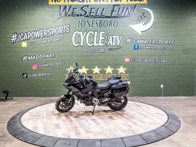 2023 BMW F 900 XR Triple Black — front three-quarter view