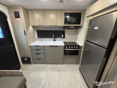 2025 Dutchmen Kodiak - Photo 6