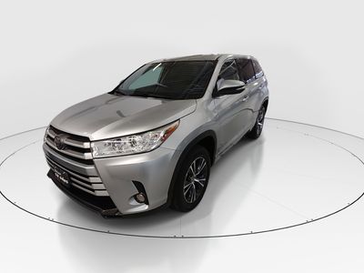2018 Toyota Highlander - Photo 3