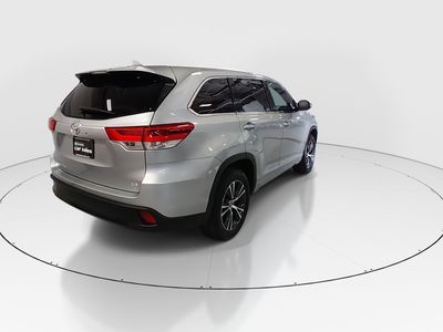 2018 Toyota Highlander - Photo 7