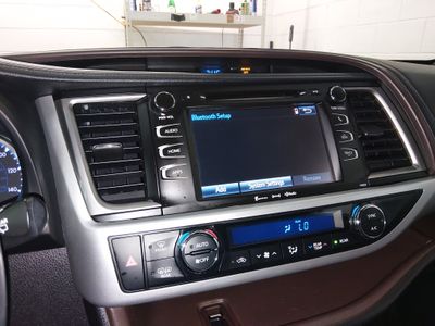 2018 Toyota Highlander - Photo 18