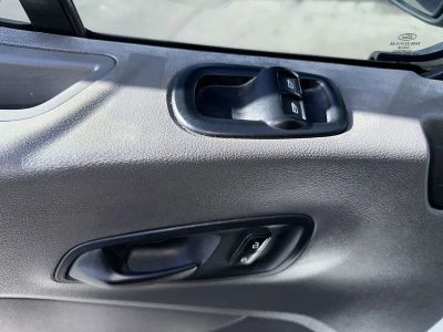 2020 Ford Transit Crew Van — photo 15 view