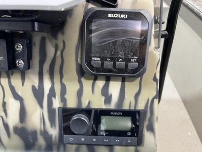 2024 SeaArk Big Daddy Center Console - Photo 13
