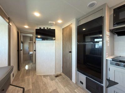 2025 Coachmen RV Clipper - Photo 24