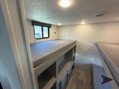 2025 Coachmen RV Clipper - Photo 51