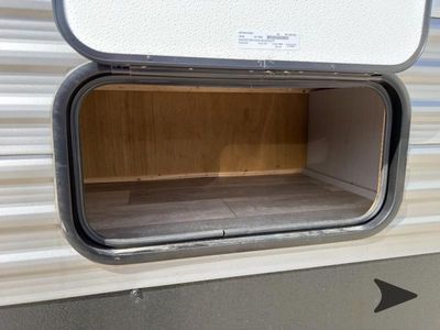 2025 Coachmen RV Clipper - Photo 12