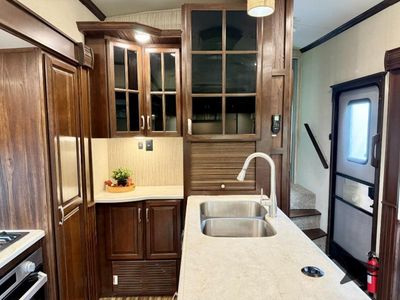 2018 Forest River RV Cardinal - Photo 32