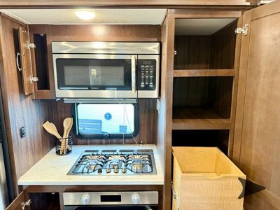2018 Forest River RV Cardinal - Photo 29
