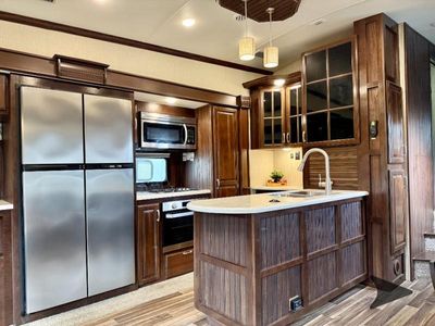 2018 Forest River RV Cardinal - Photo 26