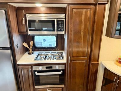 2018 Forest River RV Cardinal - Photo 28
