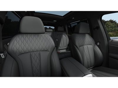 2026 BMW X7 xDrive40i - Photo 11