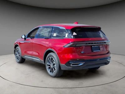 2026 Lincoln Nautilus — rear three-quarter view