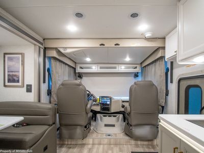 2026 Thor Motor Coach Windsport - Photo 4