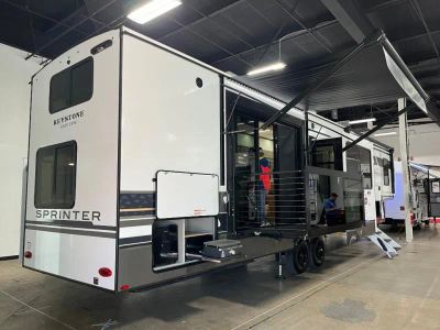2026 Keystone RV Montana - Photo 6