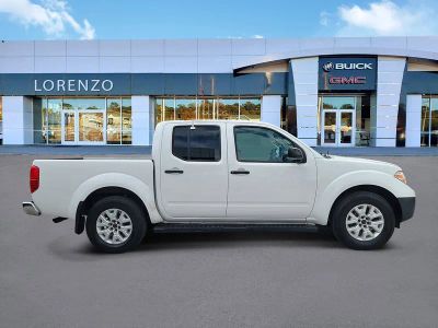 2012 Nissan Frontier — interior view