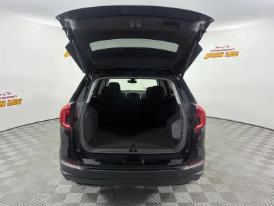 2023 GMC Terrain — detail view