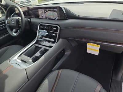 2026 Nissan Armada — photo 14 view