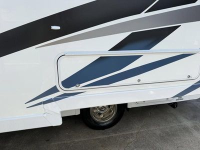 2024 Thor Motor Coach Chateau - Photo 17