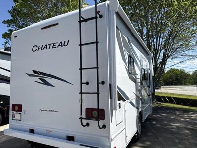 2024 Thor Motor Coach Chateau - Photo 8