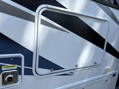 2024 Thor Motor Coach Chateau - Photo 12