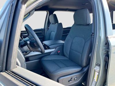 2026 Ram 1500 — photo 21 view