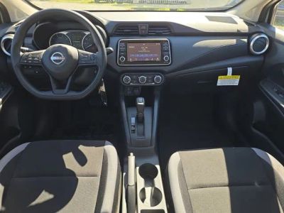 2025 Nissan Versa — photo 12 view