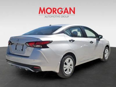 2025 Nissan Versa — photo 8 view