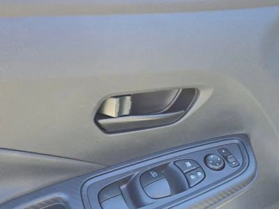 2025 Nissan Versa — photo 18 view