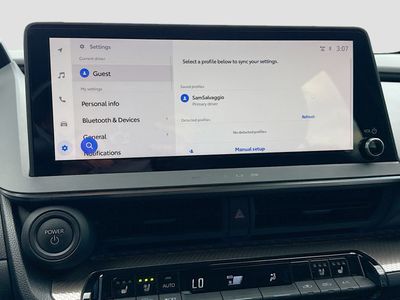 2024 Toyota Prius - Photo 28