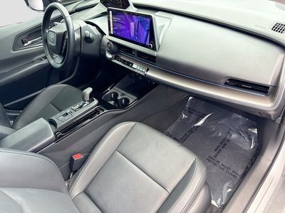 2024 Toyota Prius - Photo 13