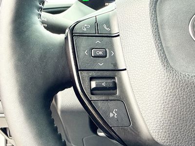 2024 Toyota Prius - Photo 36