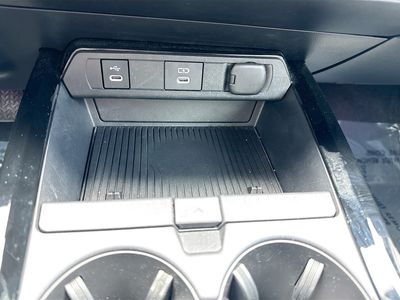 2024 Toyota Prius - Photo 29