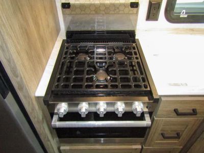 2026 Winnebago SUNSTAR - Photo 14