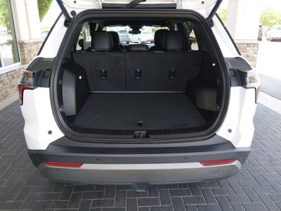2026 Chevrolet Equinox — photo 11 view