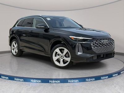 2025 Audi Q5 Premium Plus TFSI quattro S tronic — front three-quarter view