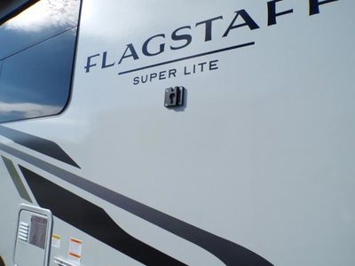 2026 Flagstaff Super Lite — photo 12 view