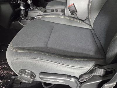 2025 Jeep Wrangler — photo 14 view