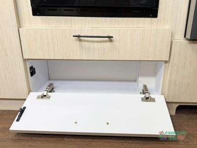 2016 Airstream International Serenity - Photo 24
